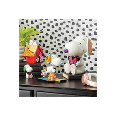 Peanuts By Britto - Snoopy Roller Skate Figurine