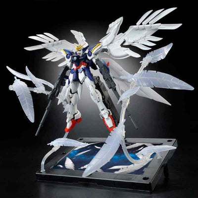 Bandai - RG 1/144 Wing Gundam Zero