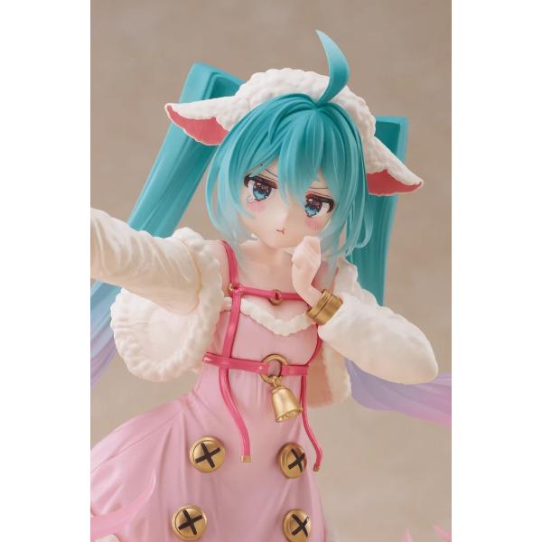 Hatsune Miku Wonderland Figure The Wolf and The Seven Little Goats