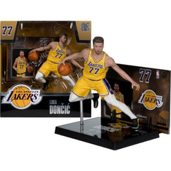 NBA – Luka Doncic La Lakers Posed Figure