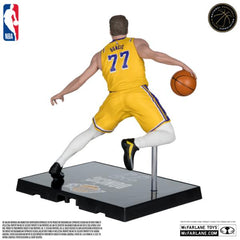 NBA – Luka Doncic La Lakers Posed Figure