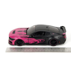 Pink Slips - 2023 Ford Mustang Dark Horse Edition 1:24 Scale Diecast Vehicle