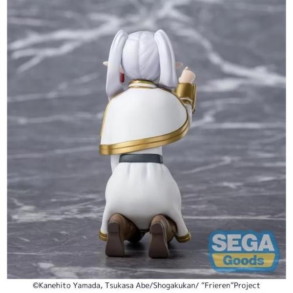 Frieren: Beyond Journey's End PM Perching Figure Frieren Frieren Poking Something