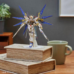Gundam - ZGMF-X20A Strike Freedom Paper Puzzle